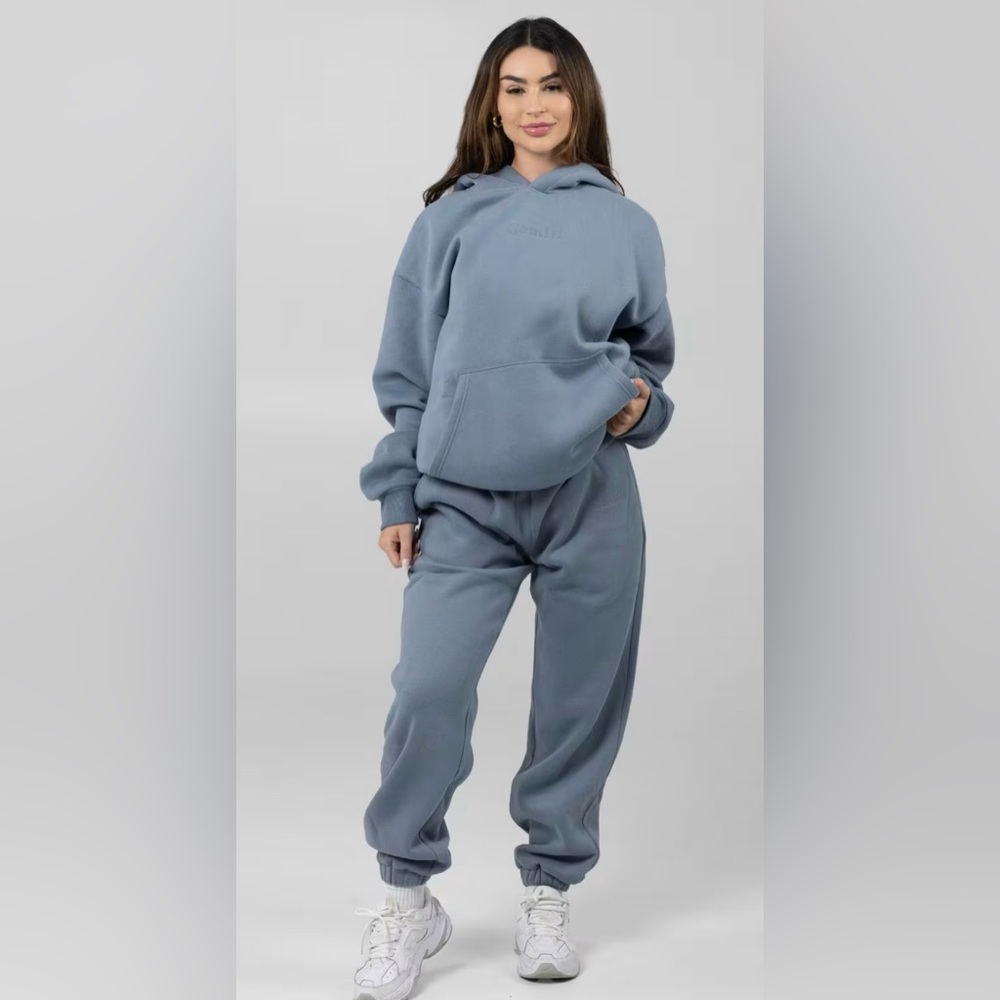 EUC Comfrt Heavy Fleece Hoodie 3x and Sweatpants 2x set, Blue/Gray color